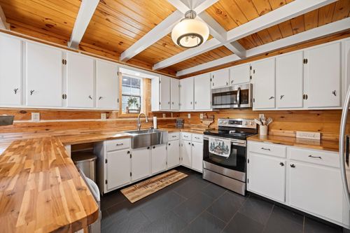 325 Evening Shadow Ln, Whitwell, TN, 37397-6263 | Card Image