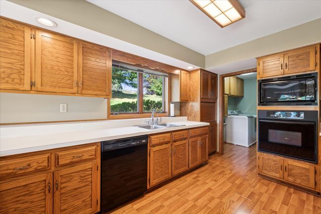 131 San Carlos Rd, House other with 3 bedrooms, 3 bathrooms and 6 parking in Minooka IL | Image 11