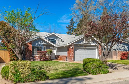 8127 Aztec Way, Antelope, CA, 95843 | Card Image