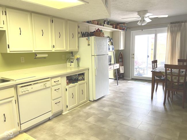 2715 Prosperity Dr, Condo with 2 bedrooms, 1 bathrooms and null parking in Columbus IN | Image 15