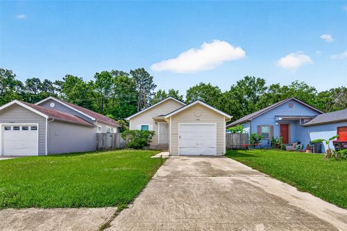 11918 Greensbrook Forest Drive, Houston, TX, 77044 | Card Image