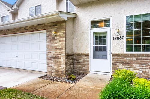 18087 Vance Cir Nw, Elk River, MN, 55330-4694 | Card Image
