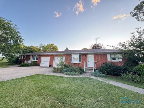 718 Vine Ave, Lakeside Marblehead, OH, 43440-1944 | Card Image