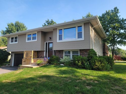 901 Iroquois Dr, Crown Point, IN, 46307-4507 | Card Image