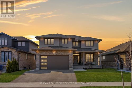 70 Rea Drive, Centre Wellington (Fergus), ON, N1M0H5 | Card Image