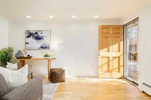 apt-105-1135 Elizabeth St, Denver, CO, 80206-3239 | Card Image