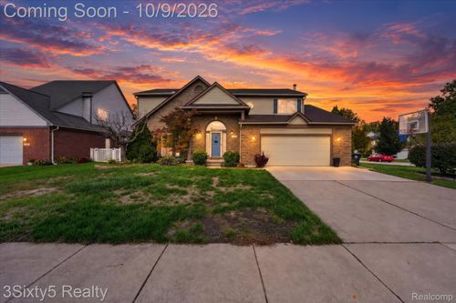 27832 Meadowbrooke Ave, Livonia, MI, 48154-3979 | Card Image