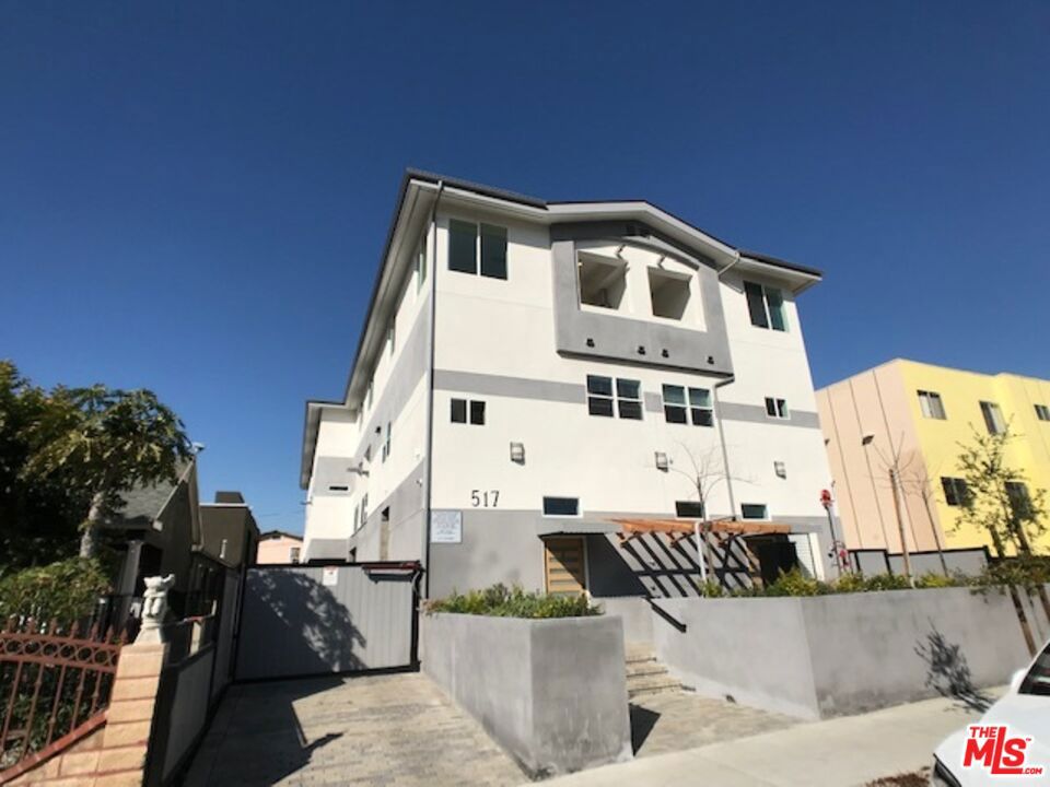 517 N Harvard Blvd, Los Angeles, CA 90004