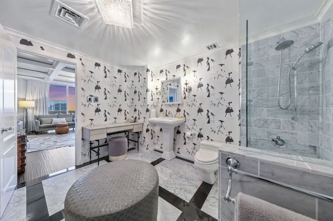 12GHJ - 1801 Lavaca St, Condo with 2 bedrooms, 3 bathrooms and 4 parking in Austin TX | Image 21