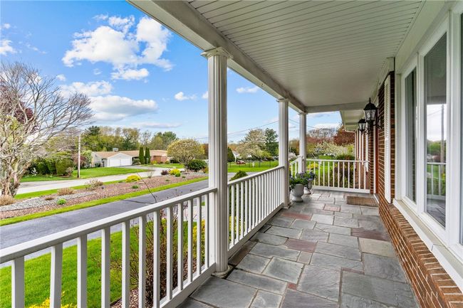 12 Hi View Dr Hope RI | Image 9