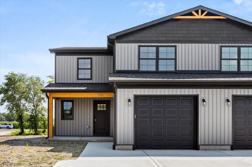 110 Kevin Dr, Diamond, IL, 60416-1893 | Card Image