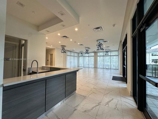 APT-204 - 8301 Nw 41 St St, Condo with 2 bedrooms, 3 bathrooms and null parking in Doral FL | Image 28