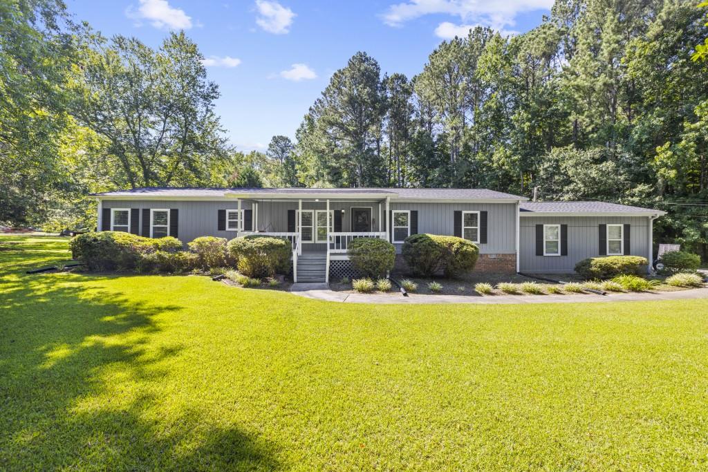 Pebblebrook Dr, Loganville, GA 30052