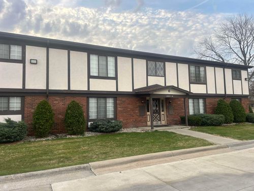 22835 Grove St, Saint Clair Shores, MI, 48080-1855 | Card Image