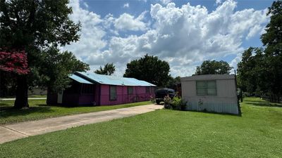 640 15th Street, House other with 2 bedrooms, 1 bathrooms and null parking in Hempstead TX | Image 2