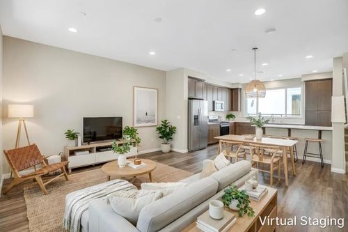 2449 Kita Ln, San Jose, CA, 95133-2788 | Card Image