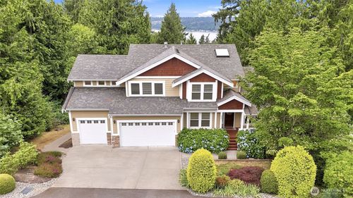 451 211th Ave Ne, Sammamish, WA, 98074-3942 | Card Image