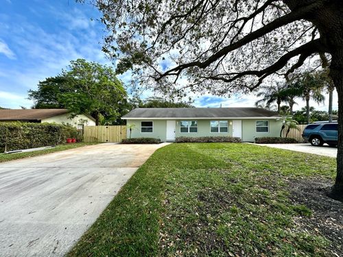9162 Sunrise Dr, West Palm Beach, FL, 33403-1075 | Card Image