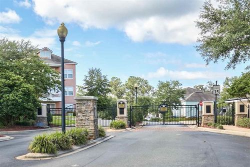 821-2801 Chancellorsville Dr, TALLAHASSEE, FL, 32312-4821 | Card Image