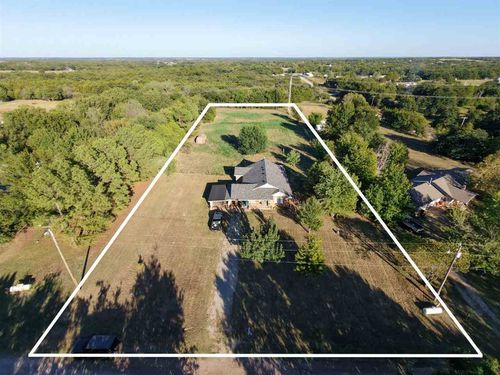 6717 Lilly Lane, Stillwater, OK, 74074-6371 | Card Image