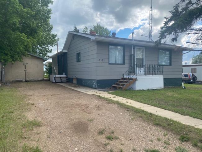 5131 50 Ave, House detached with 3 bedrooms, 1 bathrooms and 4 parking in Irma AB | Image 4
