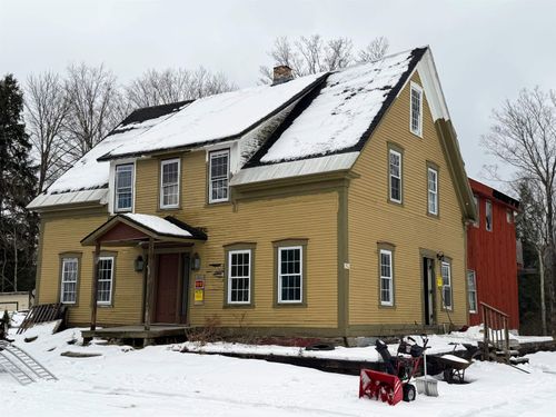 1153 Rockingham Rd, Bellows Falls, VT, 05101-3313 | Card Image