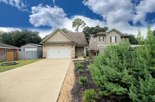 1305 Finck Rd, Niceville, FL, 32578-3120 | Card Image