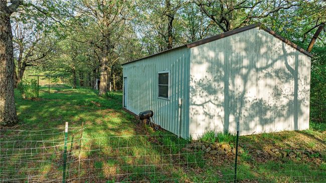 Back of shop | Image 14