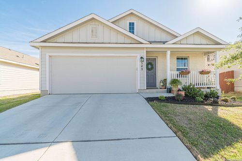 542 Summersweet Rd, New Braunfels, TX, 78130-6595 | Card Image