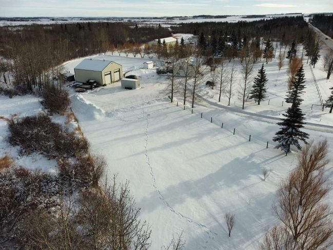 37549 781 Highway, Home with 5 bedrooms, 2 bathrooms and 8 parking in Rural Red Deer County AB | Image 45