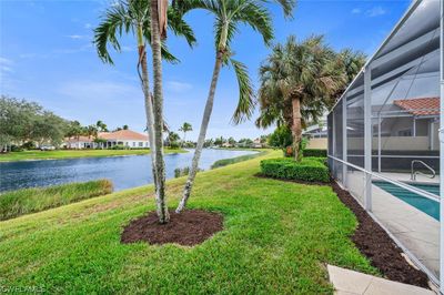 4468 Prescott Lane, House other with 3 bedrooms, 2 bathrooms and null parking in Naples FL | Image 3