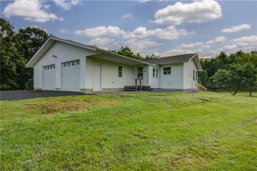 2780 County Hwy W, Weyerhaeuser, WI, 54895-9732 | Card Image