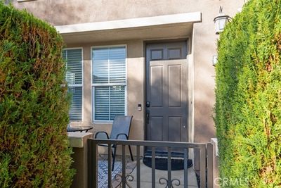 71 - Parkhouse Drive, Condo with 4 bedrooms, 2 bathrooms and 4 parking in Fontana CA | Image 3