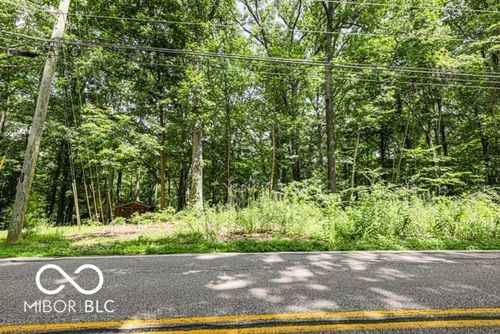 8356 Sweetwater Dr, Nineveh, IN, 46164-9628 | Card Image