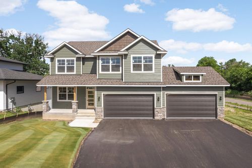 2164 Eustis St, Roseville, MN, 55113-3810 | Card Image