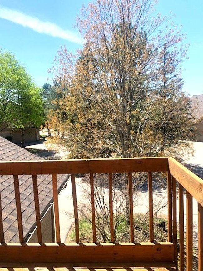29655 Sierra Pointe Cir, Condo with 3 bedrooms, 2 bathrooms and null parking in Farmington Hills MI | Image 5