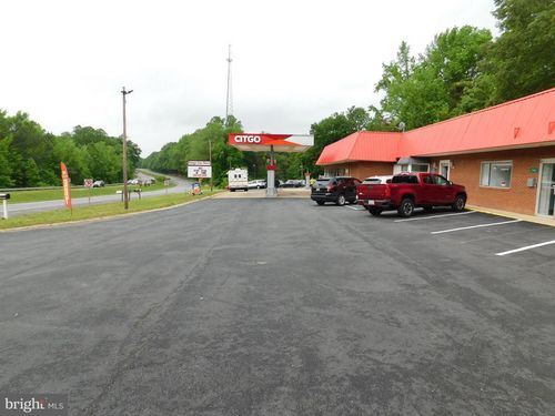 7185 Kings Hwy, King George, VA, 22485-7053 | Card Image