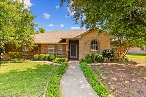 509 Sapphire Boulevard, Hewitt, TX, 76643 | Card Image