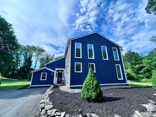 70 Exeter Rd, Kingston, NH, 03848-3113 | Card Image