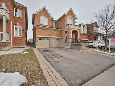 48 Game Creek Cres, House other with 5 bedrooms, 6 bathrooms and 6 parking in Brampton ON | Image 2