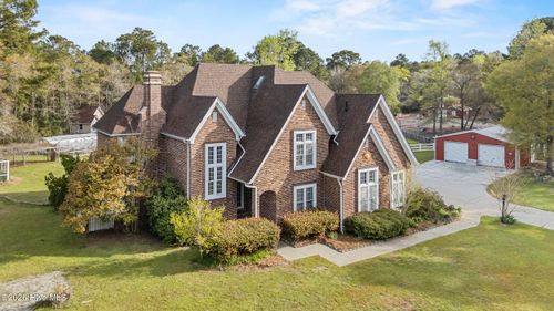 450 Berry Ln, Supply, NC, 28462-3577 | Card Image