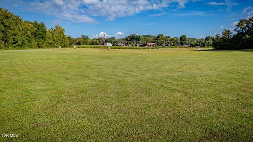 228 Hawkins Ave, Church Hill, TN, 37642-3522 | Card Image