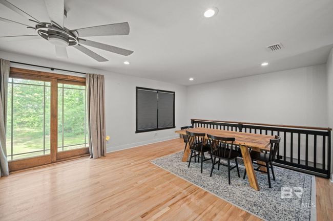 Dining Area | Image 10