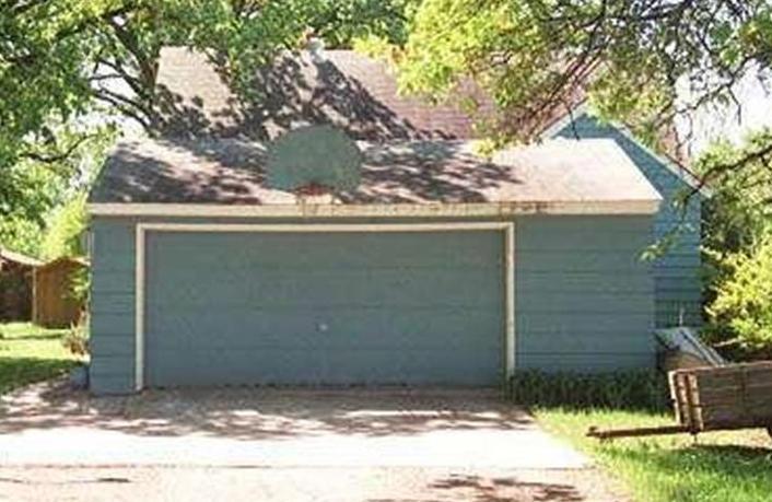 Spring Creek Dr, Saint Paul, MN 55112