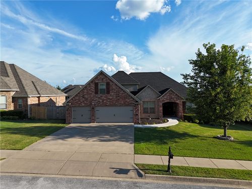 8255 La Scala Ave, Springdale, AR, 72762-4268 | Card Image