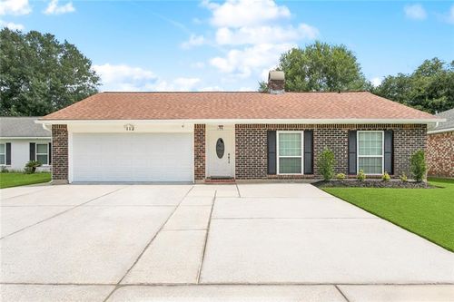 112 Castle Dr, Slidell, LA, 70458-1012 | Card Image