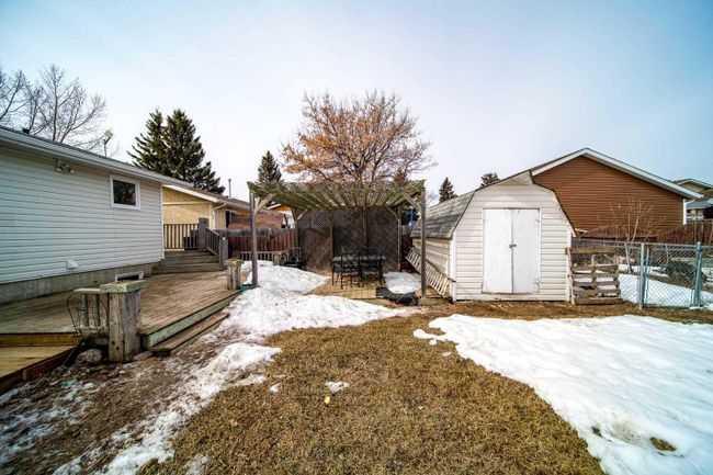 4218 54 Avenue, Home with 5 bedrooms, 3 bathrooms and 1 parking in Provost AB | Image 31