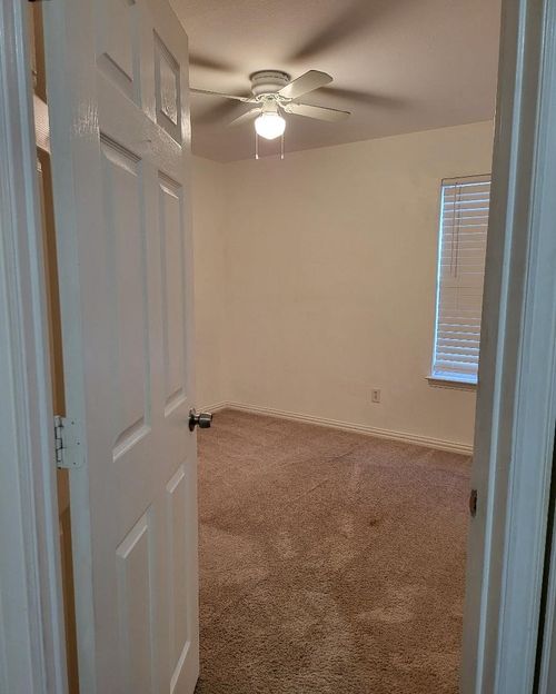 7705 Labrador Dr, Arlington, TX, 76002-4550 | Card Image