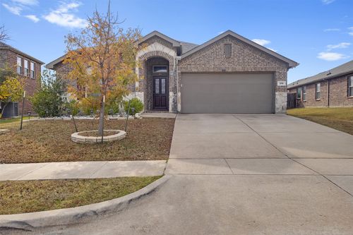 374 Coral Vine Ln, Burleson, TX, 76028-2743 | Card Image