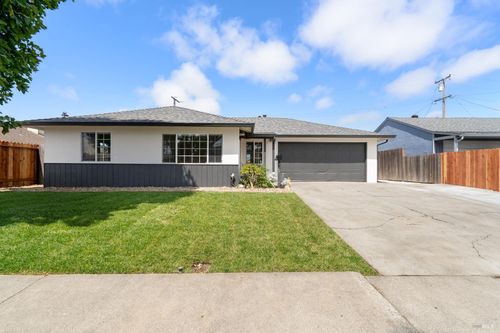 711 Warford Avenue, Vallejo, CA, 94591 | Card Image